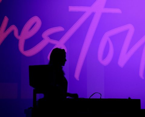 DJ